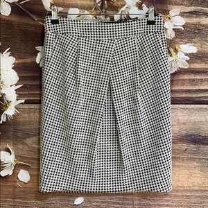 BANANA REPUBLIC Women’s Houndstooth Mini Skirt